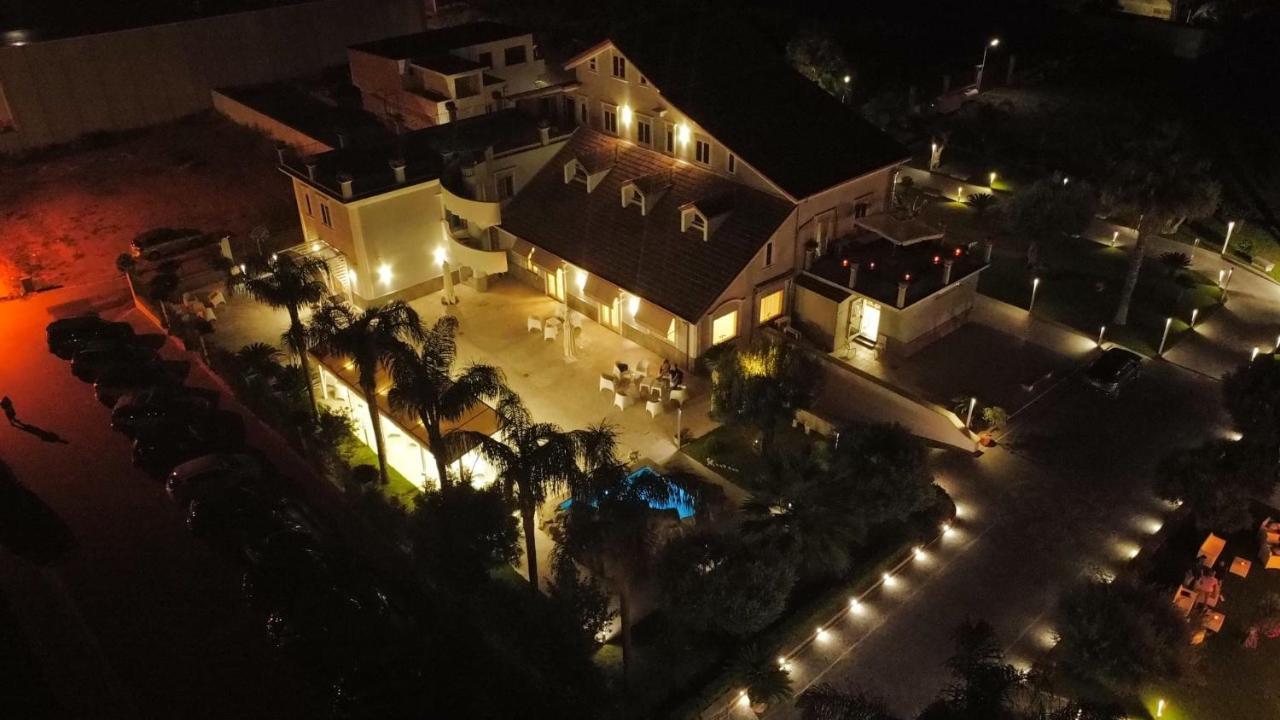 Hotel Villa Ruggiero Brusciano Exterior foto
